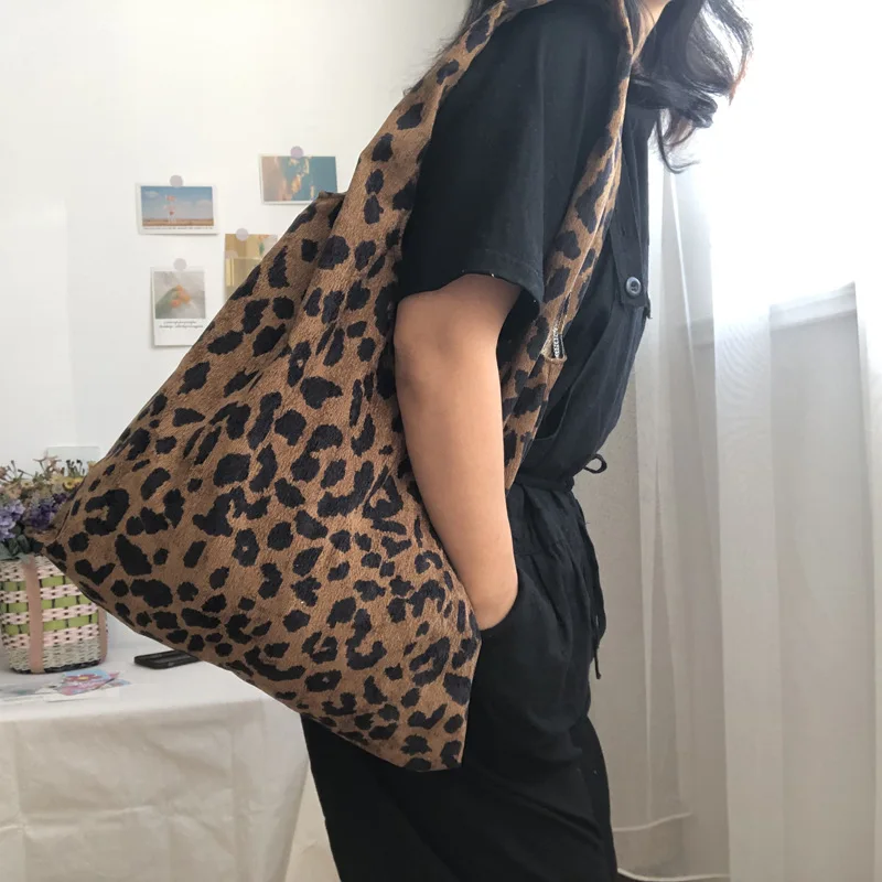 Fashion Leopard Pattern Women Reusable Handbags Large Capacity Ladies Shoulder Bags Retro Ladies Thin Cotton Daily Shopping Tote