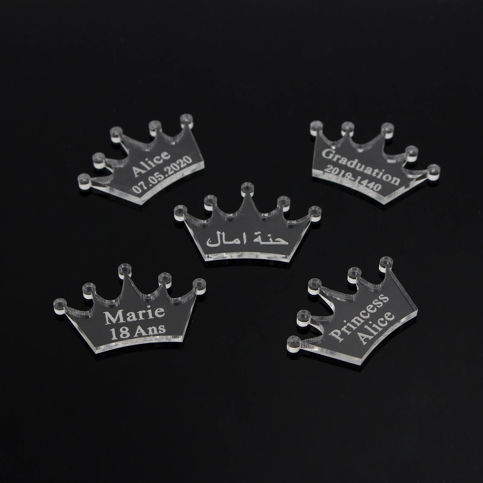 30/50/100pcs Personalized Mirror Crown Wedding Tags Table Center Decor Card Acrylic Baby Name Sign Party Favors Laser Cut Gift