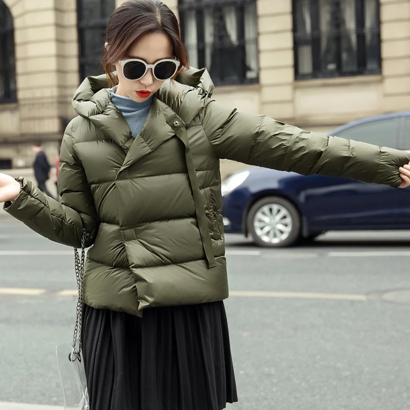 Female Winter Coat Ultra Light 90% Down Jacket Puffer Jacket Brand Jackets Weightless Parkas Hooded Parka Casual Button Outwear