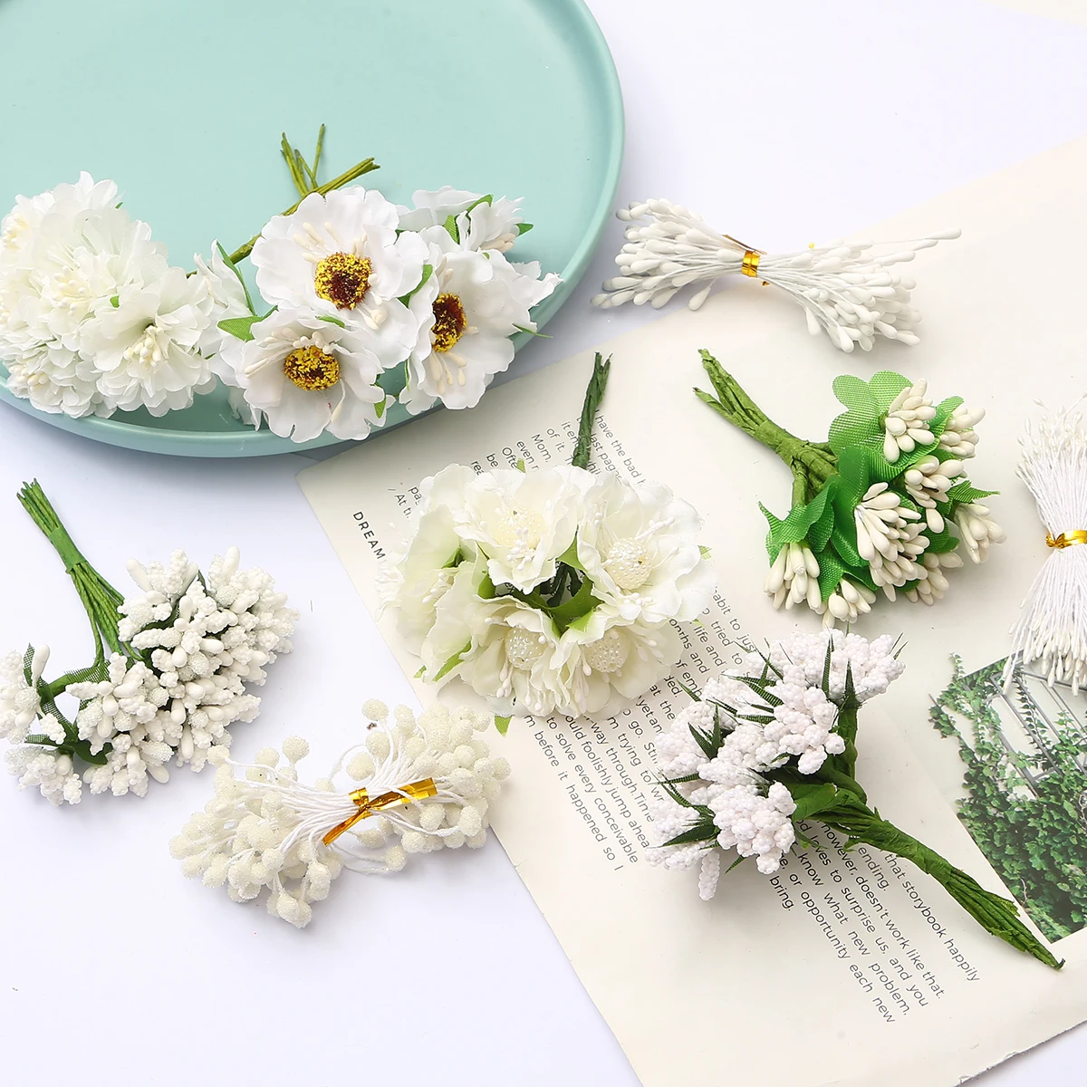 2020 Artificial White Flower Bouquet Cherry Branch Stamen Berries Bundle DIY Christmas Wedding Cake Gift Box Wreaths Party Decor