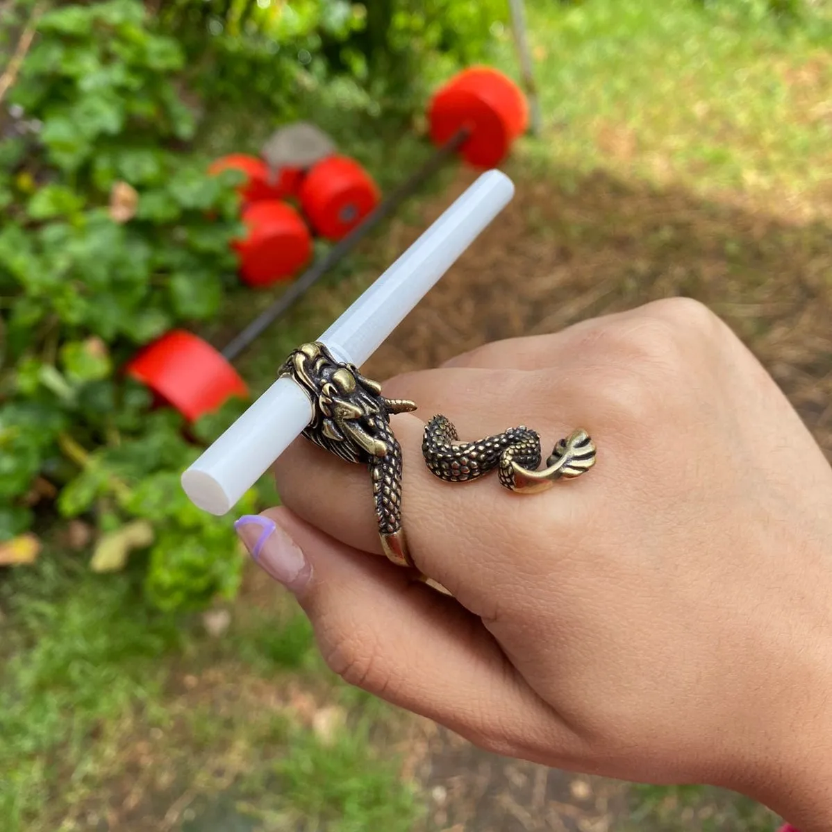 Retro Brass Dragon Cigarette Holder Ring