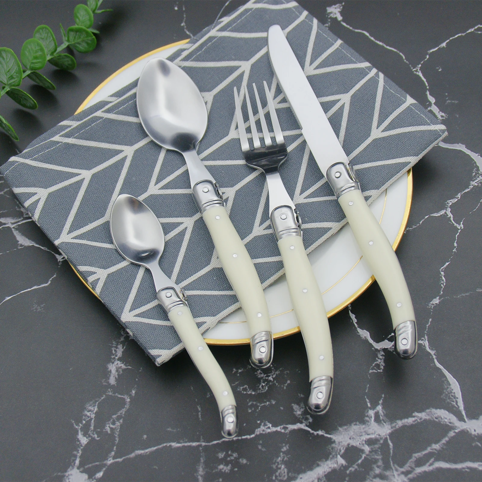 

4-24pcs Laguiole Cutlery Ivory White Tableware Plastic Handle Western Dinner set Stainless steel Steak Knives Forks Spoon Korean