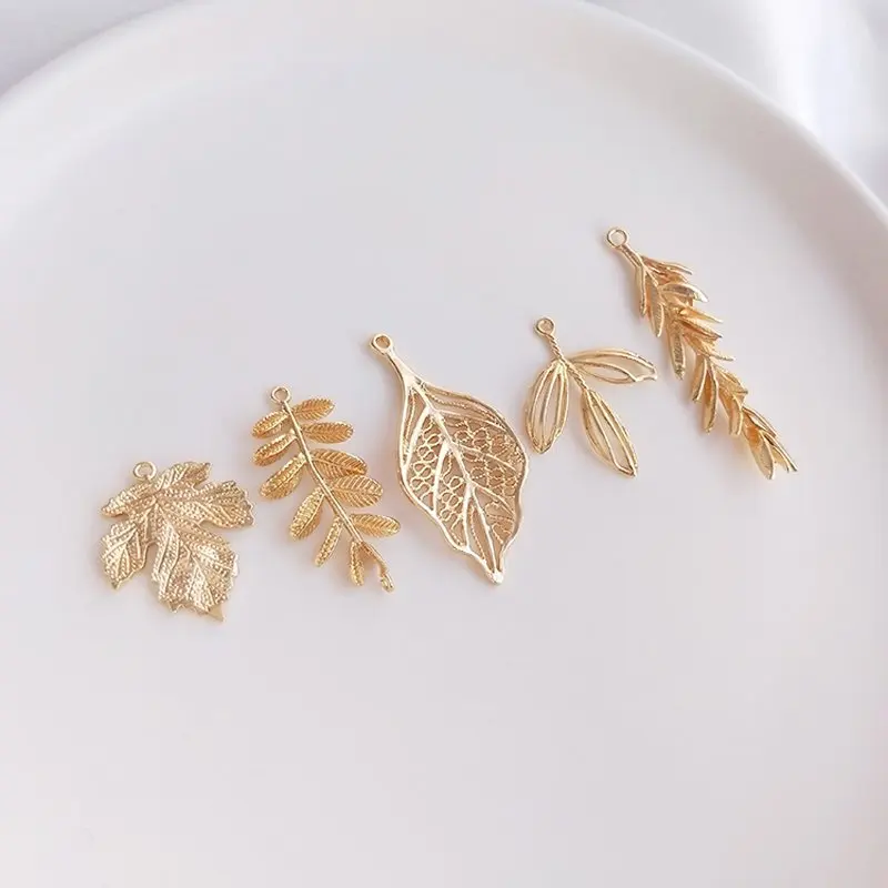 4PCS Fallen Leaf Earrings Pendant Designer Charms Women Necklace Gold Plated Charms for Jewelry Making DIY Brass Accessories