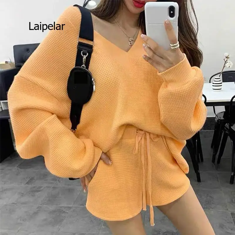 2021 Autumn and Winter New Casual Suit V-Neck High Waist Shorts Two Piece Loose Sweater