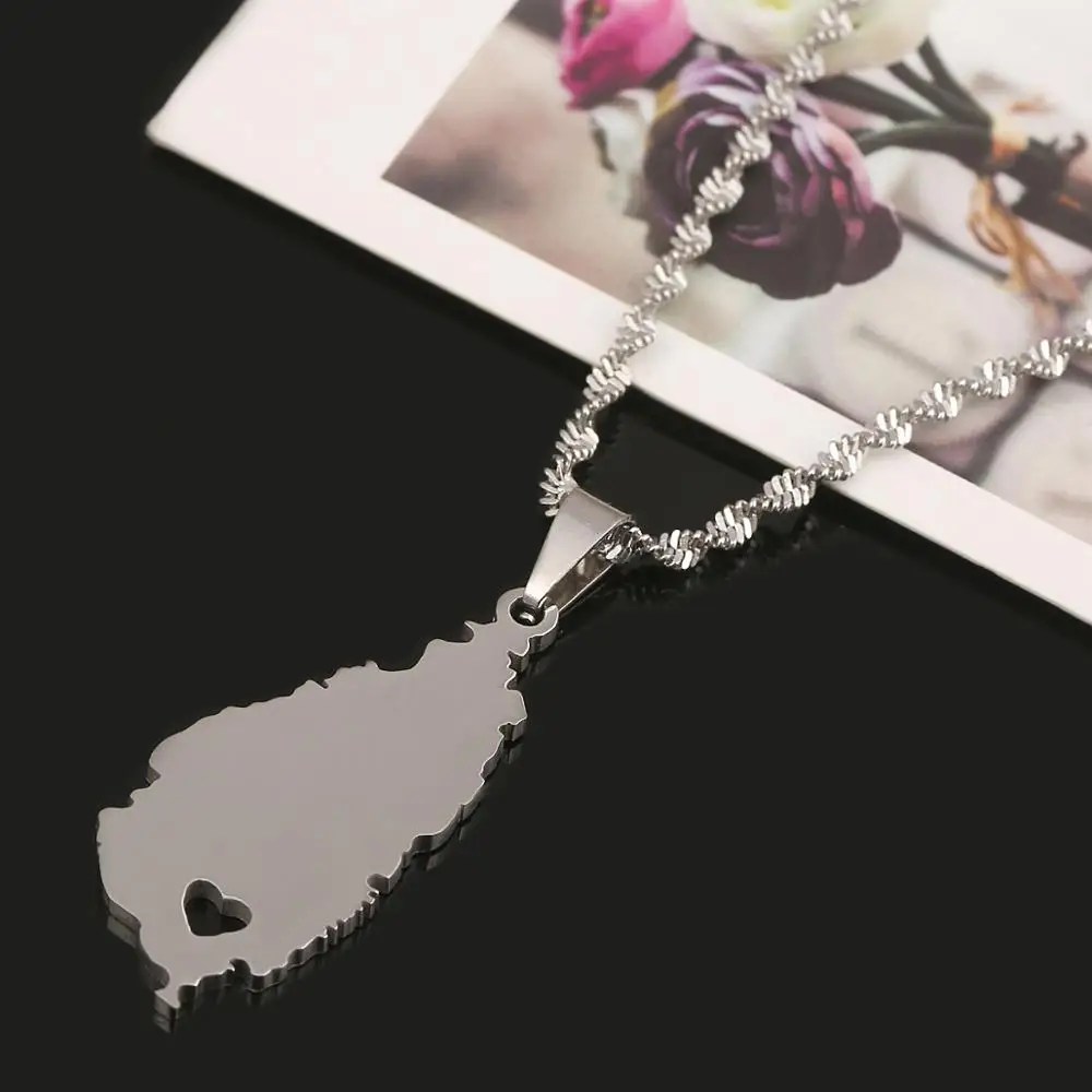 Stainless Steel Silver Color Saint Lucia Map Necklace for Girls St. Lucia Heart Chain Jewelry