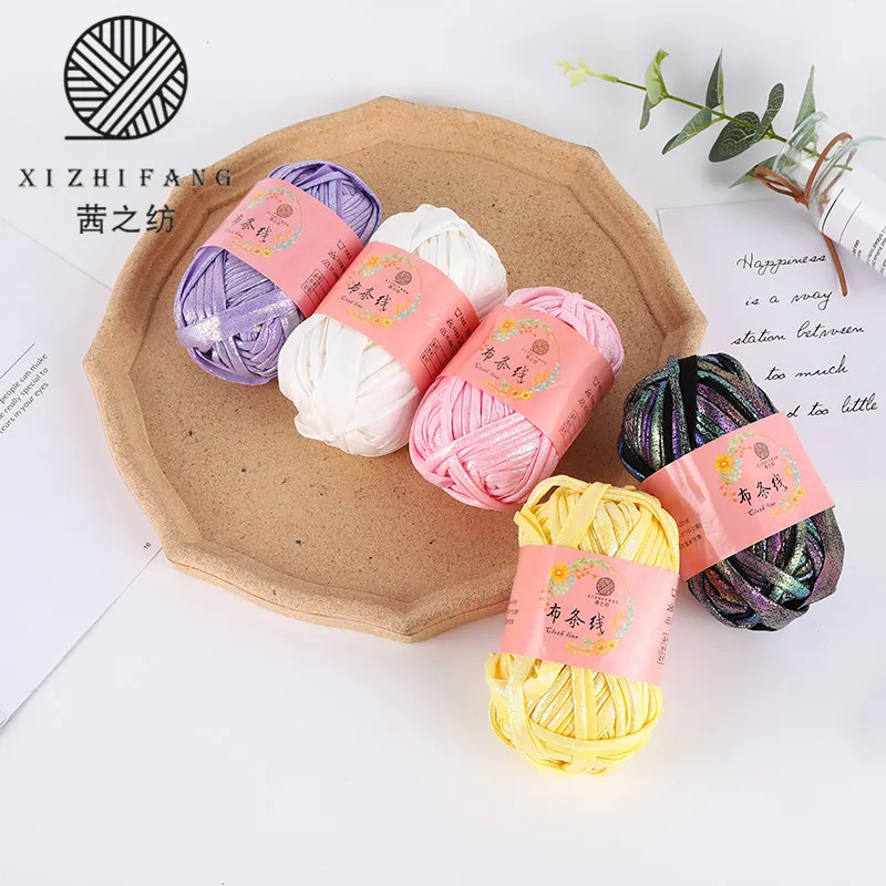 

Metallic Foil T-Shirt Yarn Fancy Hand Knitting Crochet Chunky Candy Plush Thick Thread For Basket Cusion Handbag Scarf Slippers