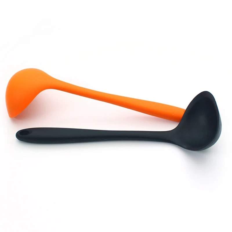 Ladle Spoon Silicone Nonslip Solid Color Kitchen Ladle Soup Scoop Tableware Rice Ladle Dinner Scoops Kitchen Supplies Cook Tool