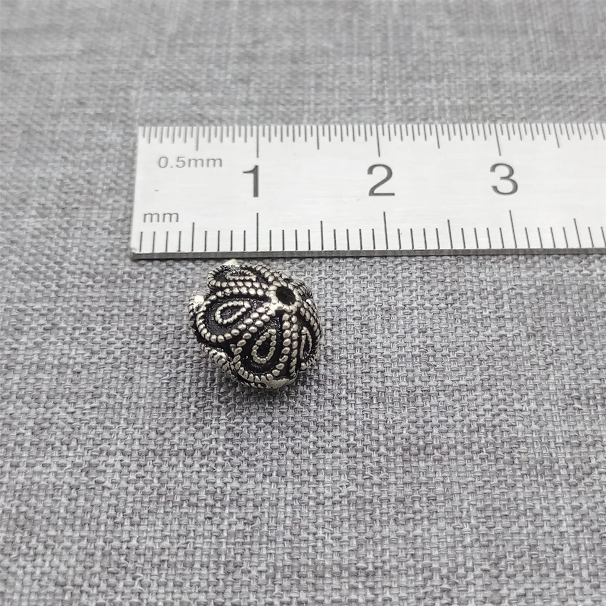 4pcs of 925 Sterling Silver Oxidized Flower UFO Saucer Beads for Bracelet