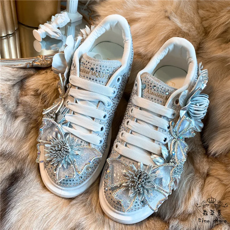 Women Sneakers Lovely Beautiful Crystals Bow Flowers Silver New Design Platform Fashion Diamond Butterfly Girls Comfortable Shoe