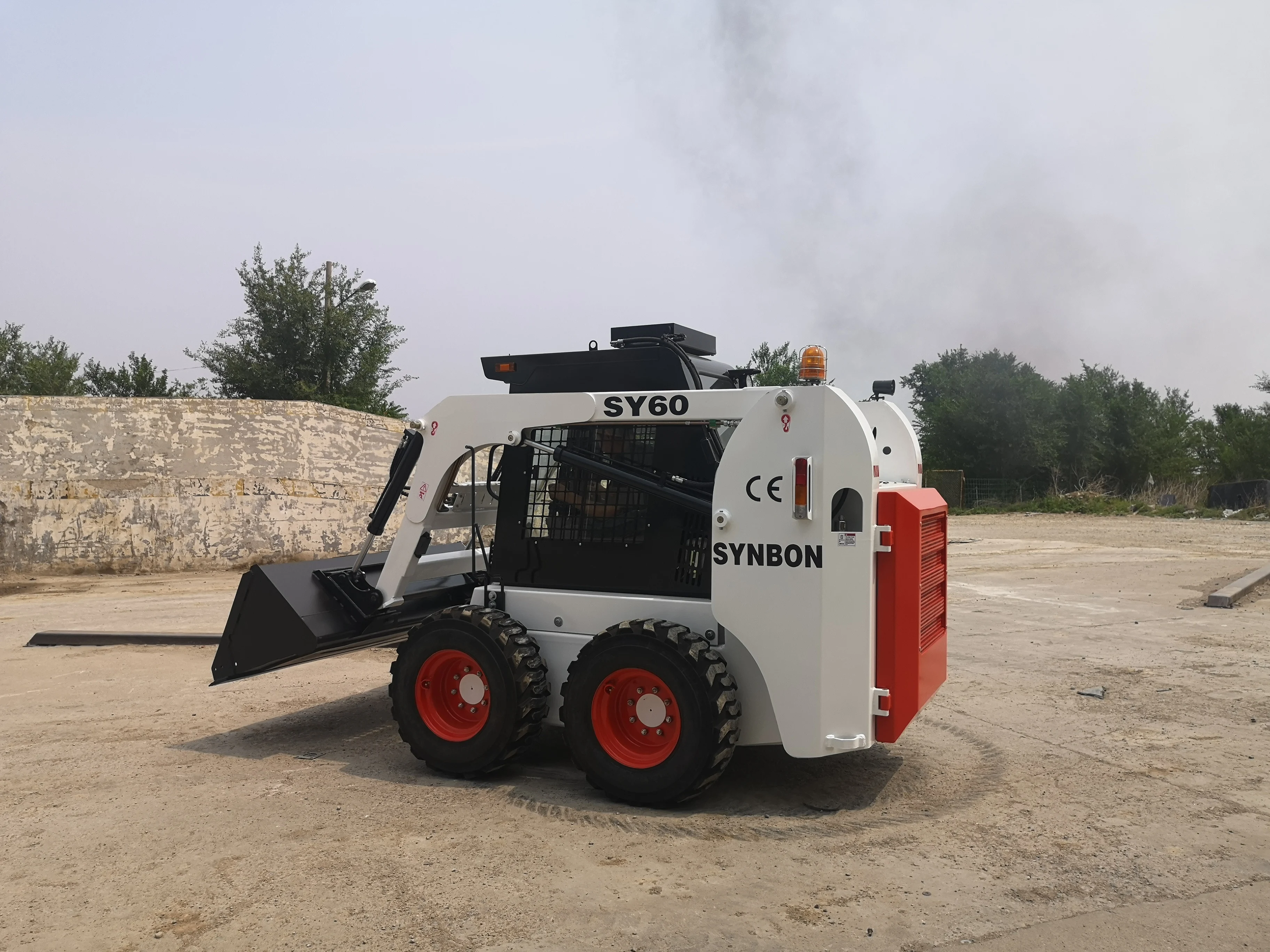 Mini Size Backhoe Loader Wheeled Skid Steer With Optional Attachments