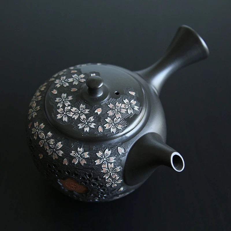 burn famous shun garden imported from Japan cherry blossom hollow cross the teapot pure manual hand lasts a side