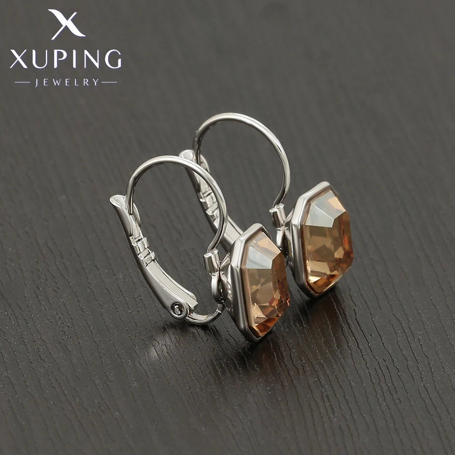 Xuping Jewelry Promotion Copper Square American Style Platinum Color Plated Crystals Earrings for Women Christmas Gift 610295595
