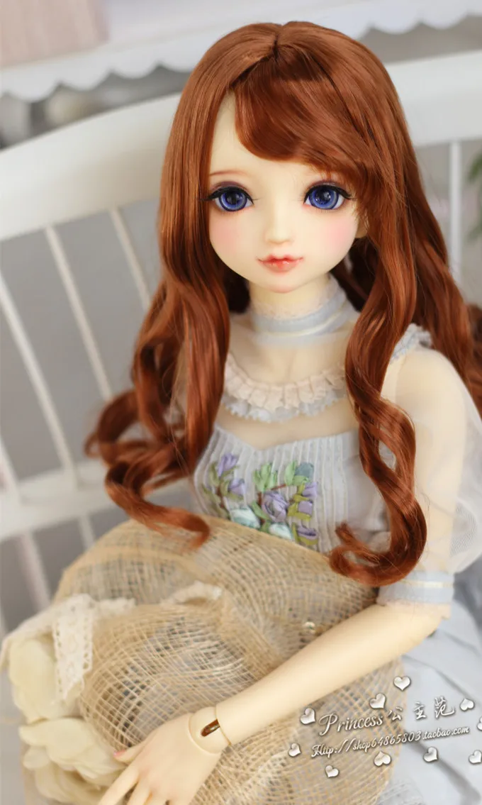 BJD doll wig is suitable for 1/3 size wigs with diagonal bangs, brown wine red temperament, large wavy curls and super soft silk