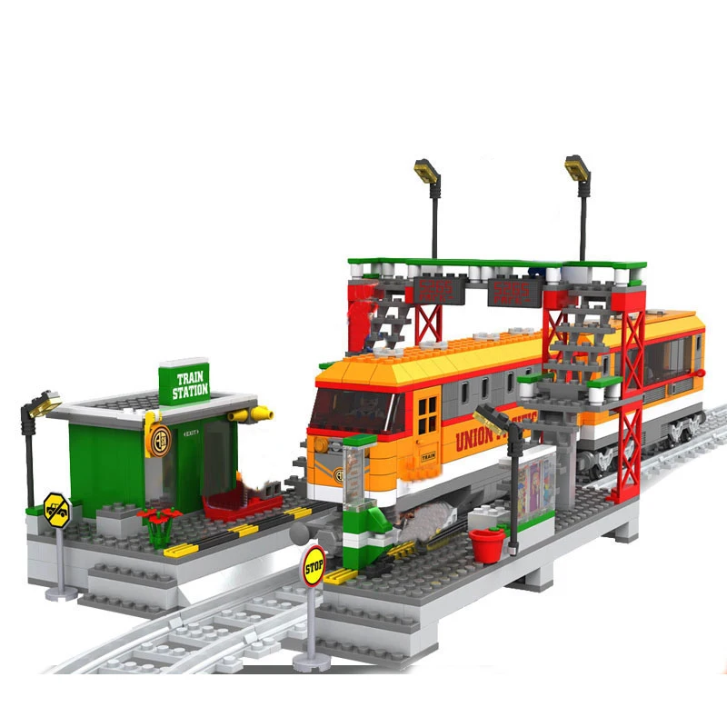 เมืองรถไฟรถชุดบล็อกอาคารสถานีแทร็กรถไฟ Cargo passenger รางอิฐชุดของเล่นก่อสร้าง