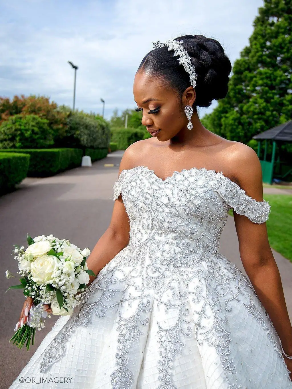 Customized African Beaded Plus Size Wedding Dresses Sexy Crystal Appliqued Sweep Train Black Girl Off Shoulder Bridal Gowns