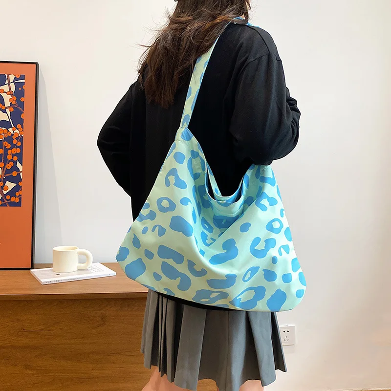 

Large Capacity Leopard Print One Shoulder Bag Korean Fashion Trend Tote Bag Diagonal Bag Women's Shopper Bag