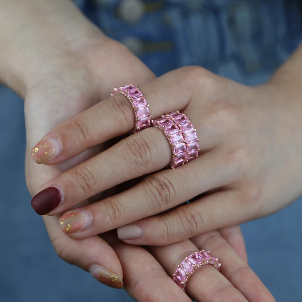 2025 Full Siza Luxury Iced Out Bling Geometry Square White Clear 5A Finger Rings For Women Charm Rock Style Engagement Jewelry
