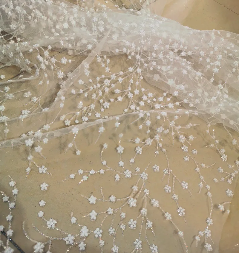 Allover Small Flowers Glitters Lace Fabric Off White Wedding Dress Veils Lace Material 1M 2021 Latest Design