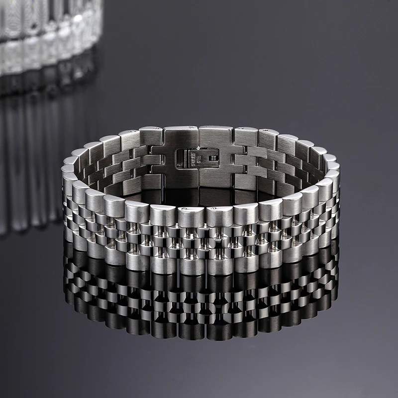 Trend Personality Stainless Steel Chain Bracelet Men\'s woman Unique Classic Motorcycle Rider Punk Wind Bracelet Boy Fashion Gift