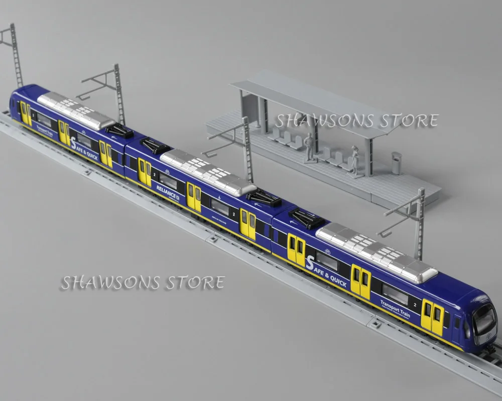 1:87 Scale Diecast Train Model 65cm Locomotive & Carriage Rail Station Playset Pull Back Toy With Sound & Light