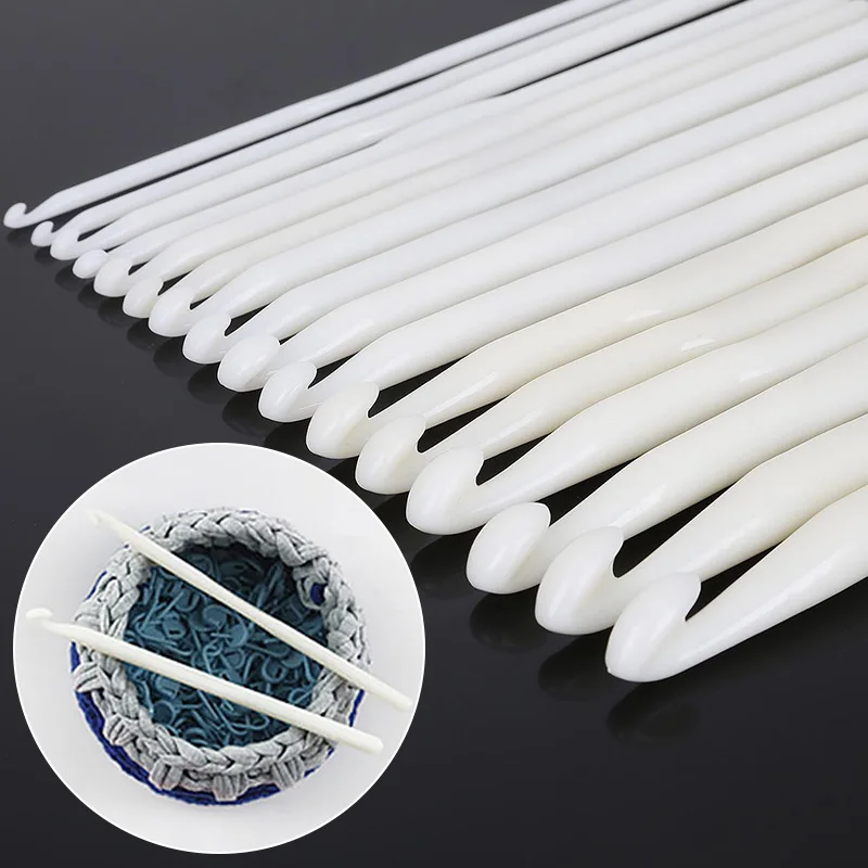 Plastic Handle Crochet Hook Knitting Needles Thick Head Tools DIY Crafts Accessories 3/4/5/6/7/8/9/10/12mm