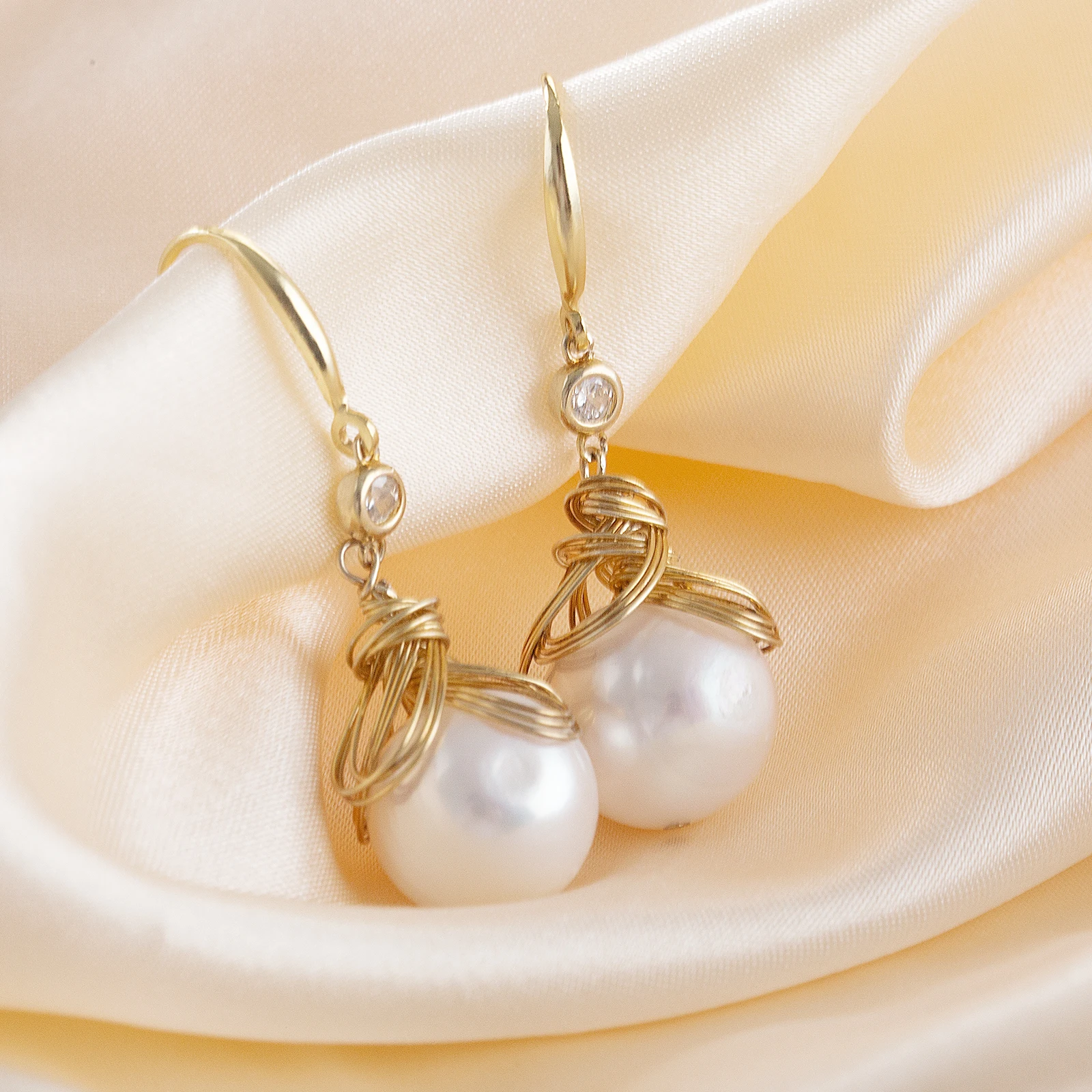 14K Gold Plated Silver Hook Earrings Fashion Handmade Freshwater Cultured Pearl Drop Earrings With 925 Sterling Silver Wire