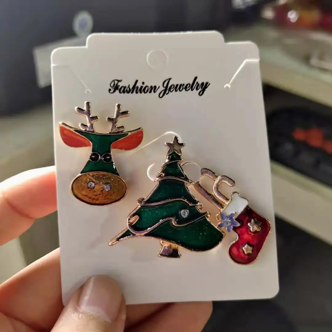 3 teile/satz Weihnachten Geschenk Für Frauen Männer Broschen Emaille Pins Santa Claus Glocke Elch Schneeflocke Weihnachten Baum Brosche Neue Jahr Pin – Detail 13