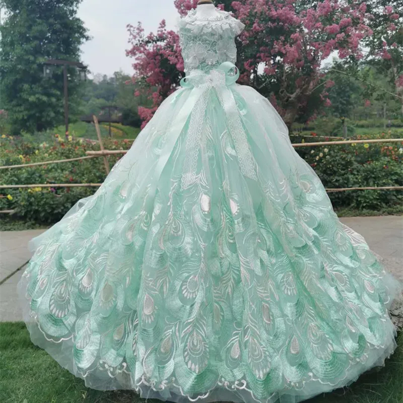 

Handmade Dog Clothes Pet Supplies Trailing Dress Gown 3D Embroidery Green Peacock Princess Soft Tulle More Layers Skirt Wedding