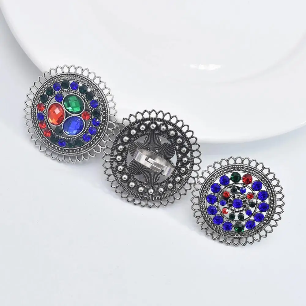 Full Rhinestone Crystal Adjustable Rings for Women Boho Vintage Tibetan Silver Color Finger Ring Wedding Party Jewelry Gift