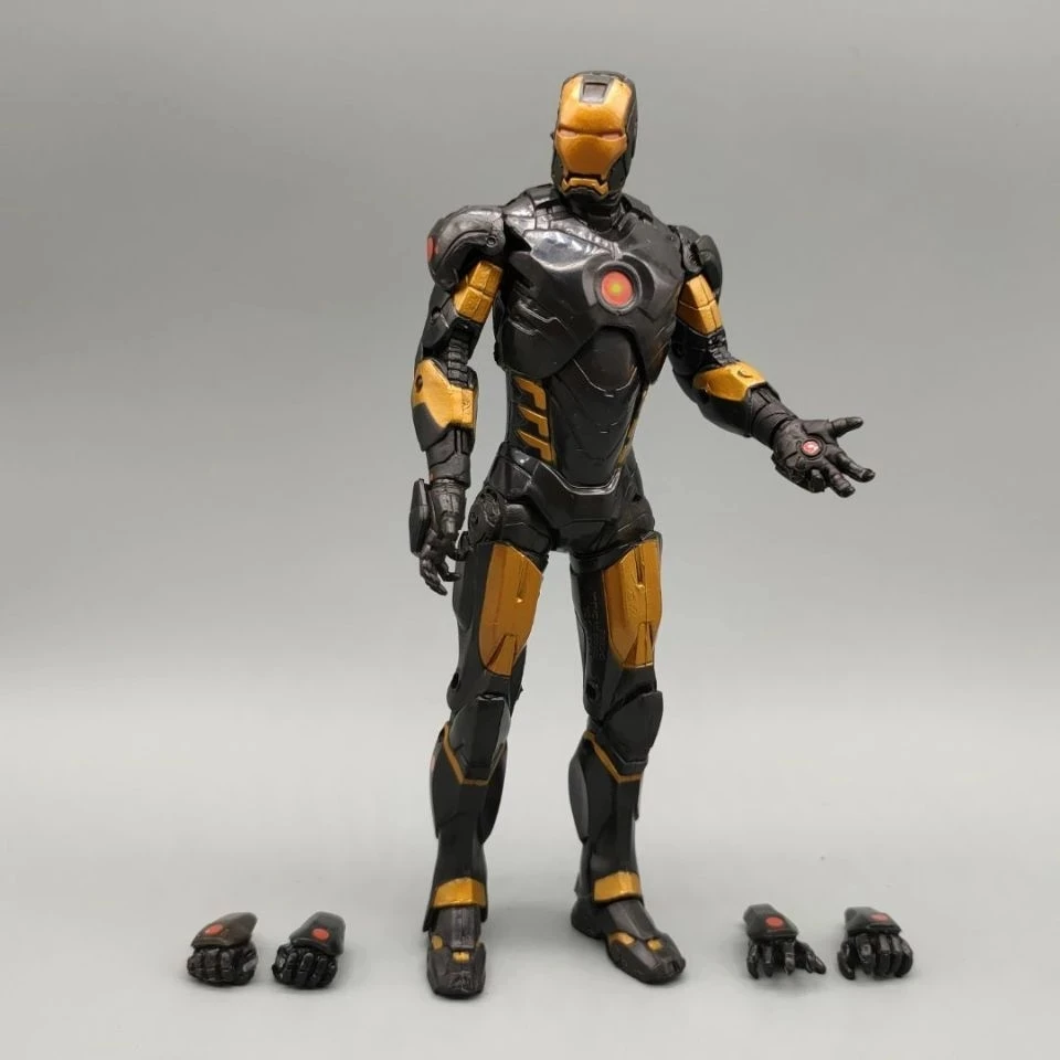 

Свободная фигурка Marvel Legends Avengers Gold Black Iron Man 6 дюймов