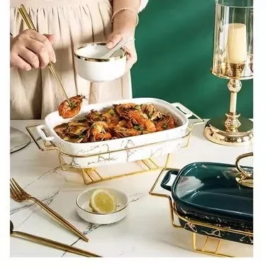 북유럽 직사각형 세라믹 캐서롤 골드 상감 귀와 열 대 촛대와 빛 화재 