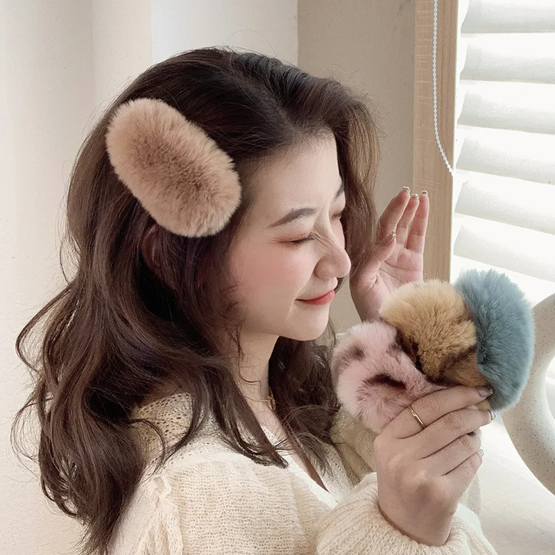 Autumn and winter plush hair clip fashion 2021 new bangs clip female girl headdress simple rabbit fur side clip accessories