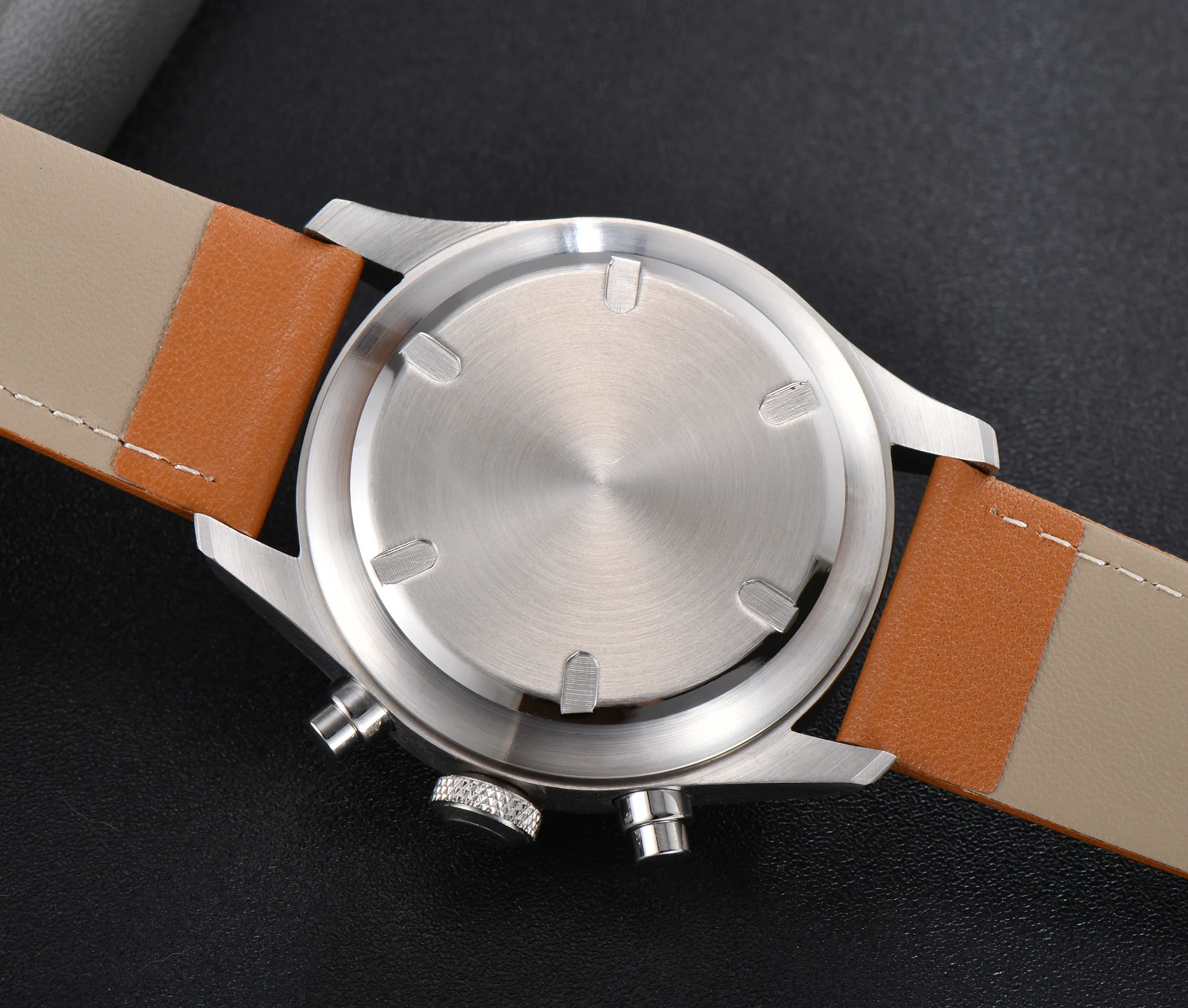 PARNIS Quartz Men Watch Chronograph Date Week Function Round Case Leather Band