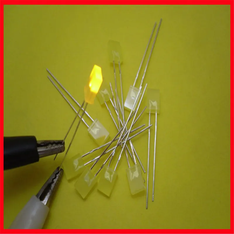 Square LED yellow light-emitting diode 2*5*7MM yellow yellow astigmatism 10 long legs