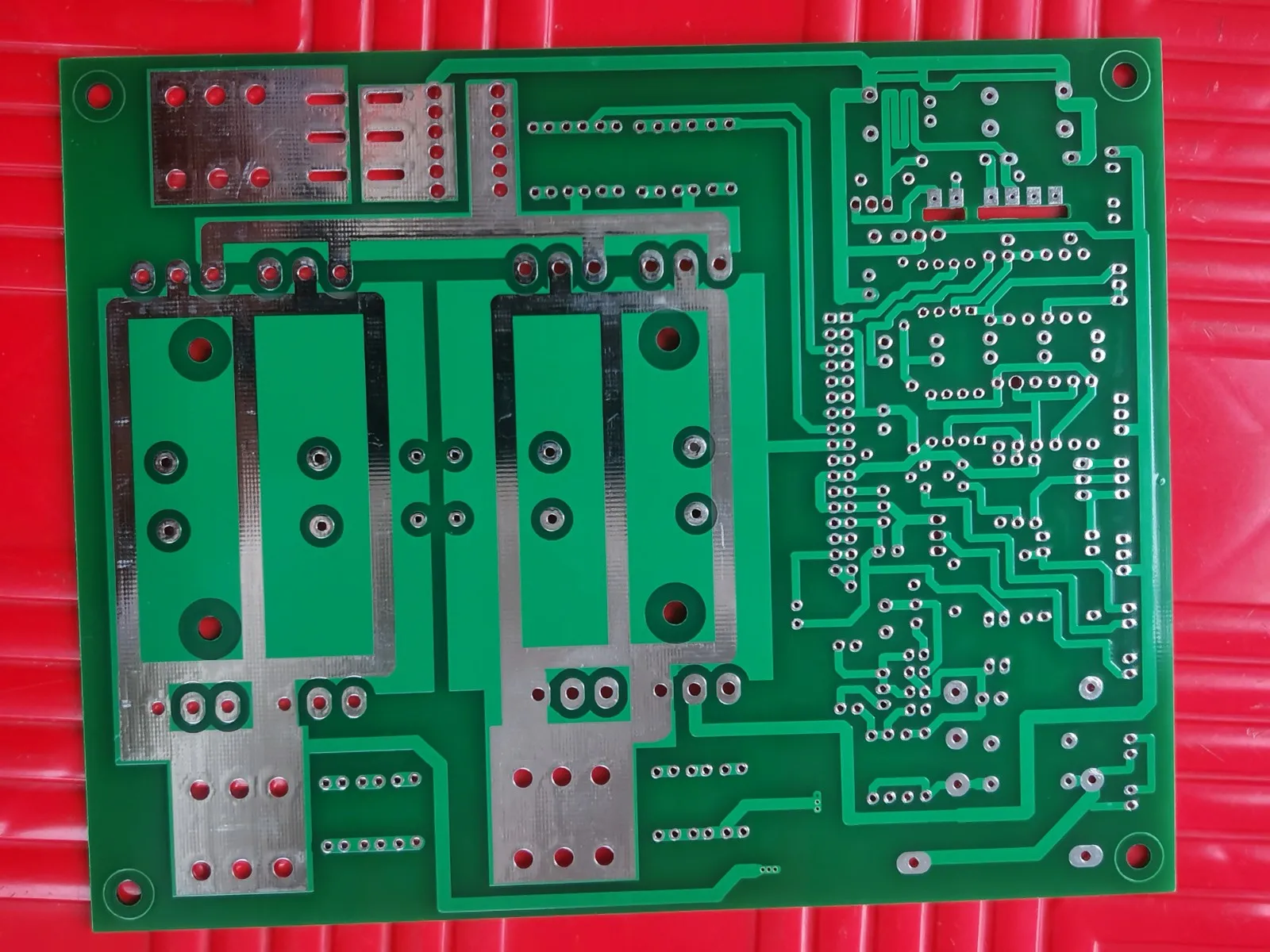 

Empty Board of Pure Sine Wave Inverter Main Board Empty Board of Power Frequency Inverter PCB (8 Tubes)