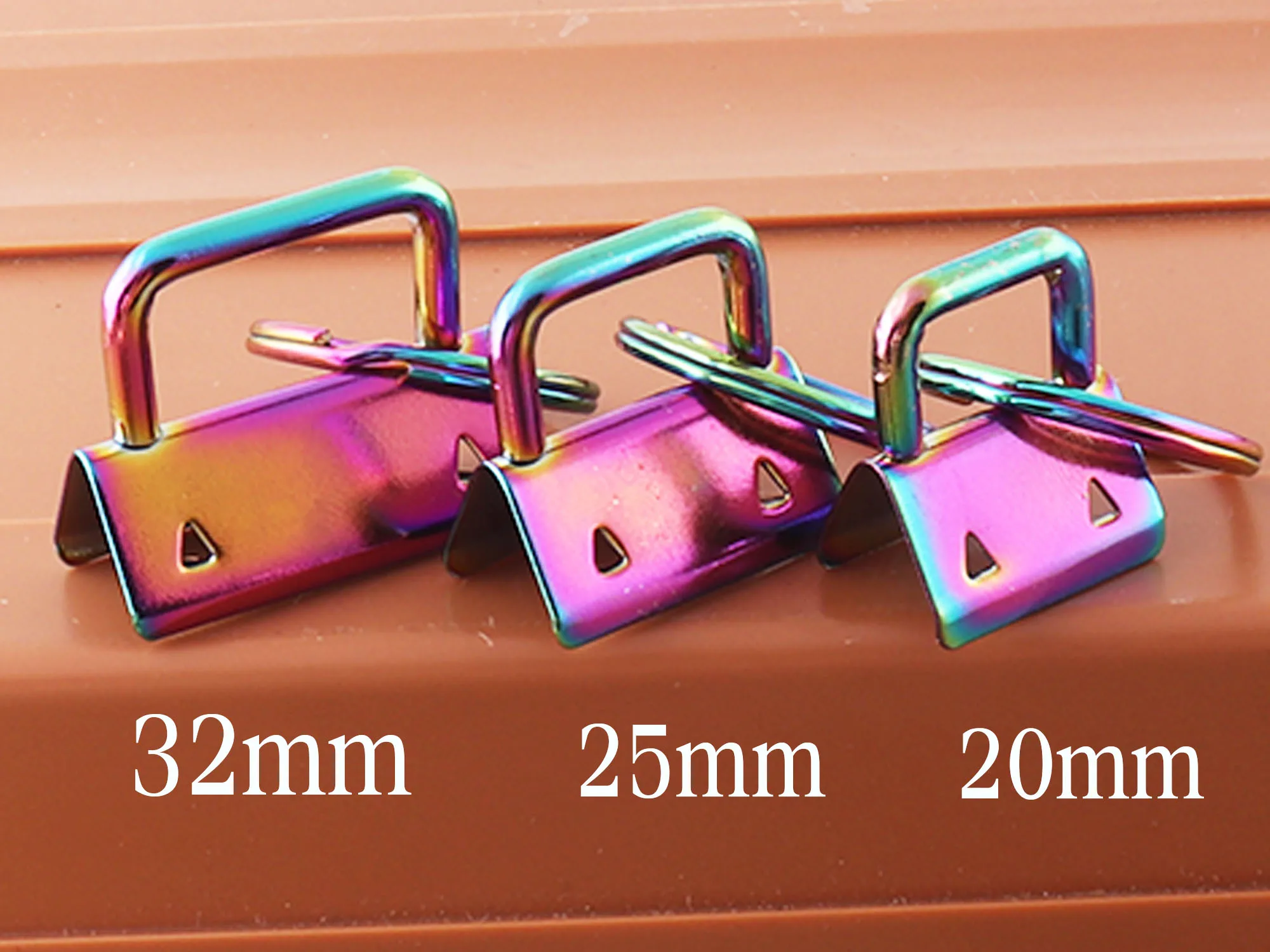 

20mm 25mm 32mm Rainbow Key Fob Hardware with Key Rings with Key Rings for Webbing 8 SETS