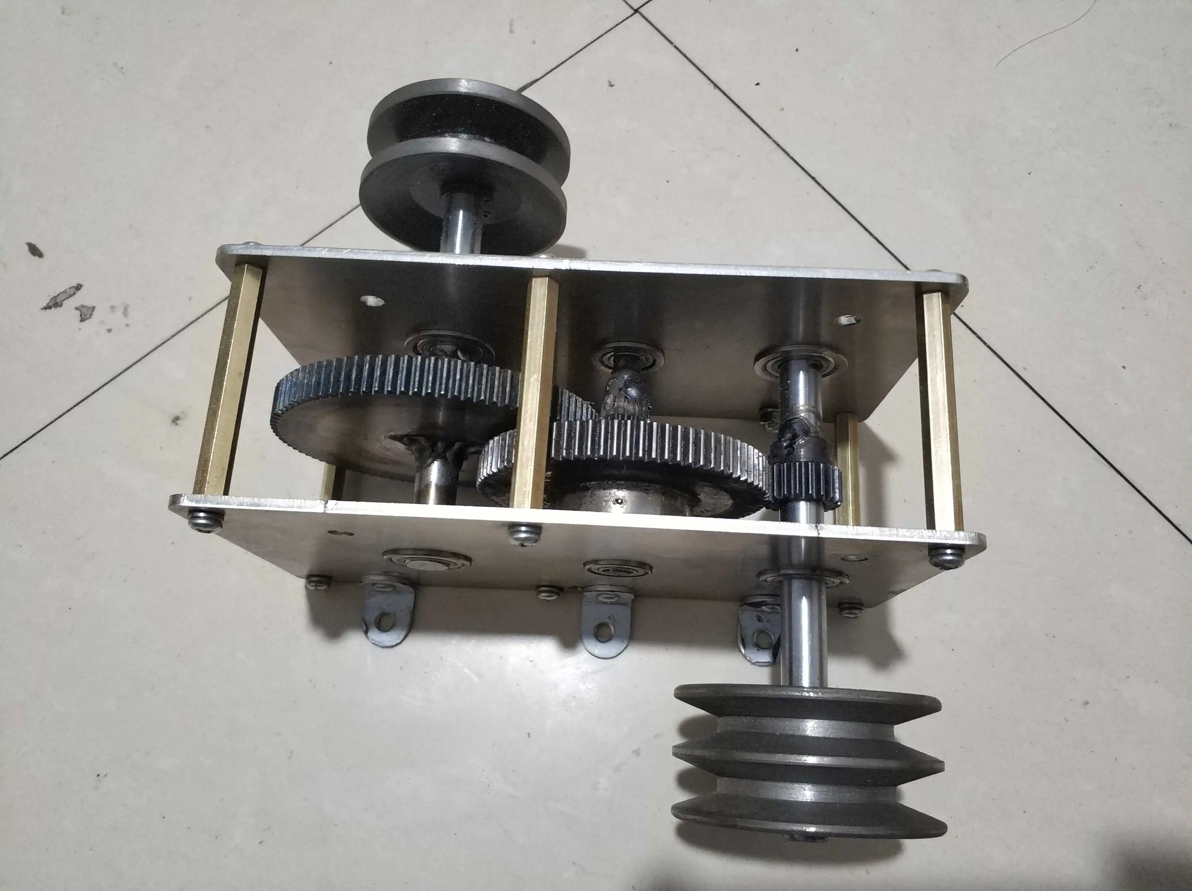 

Hand crank generator speed-increasing gearbox wind hydraulic transmission diy pulley gearbox gearbox 1:22