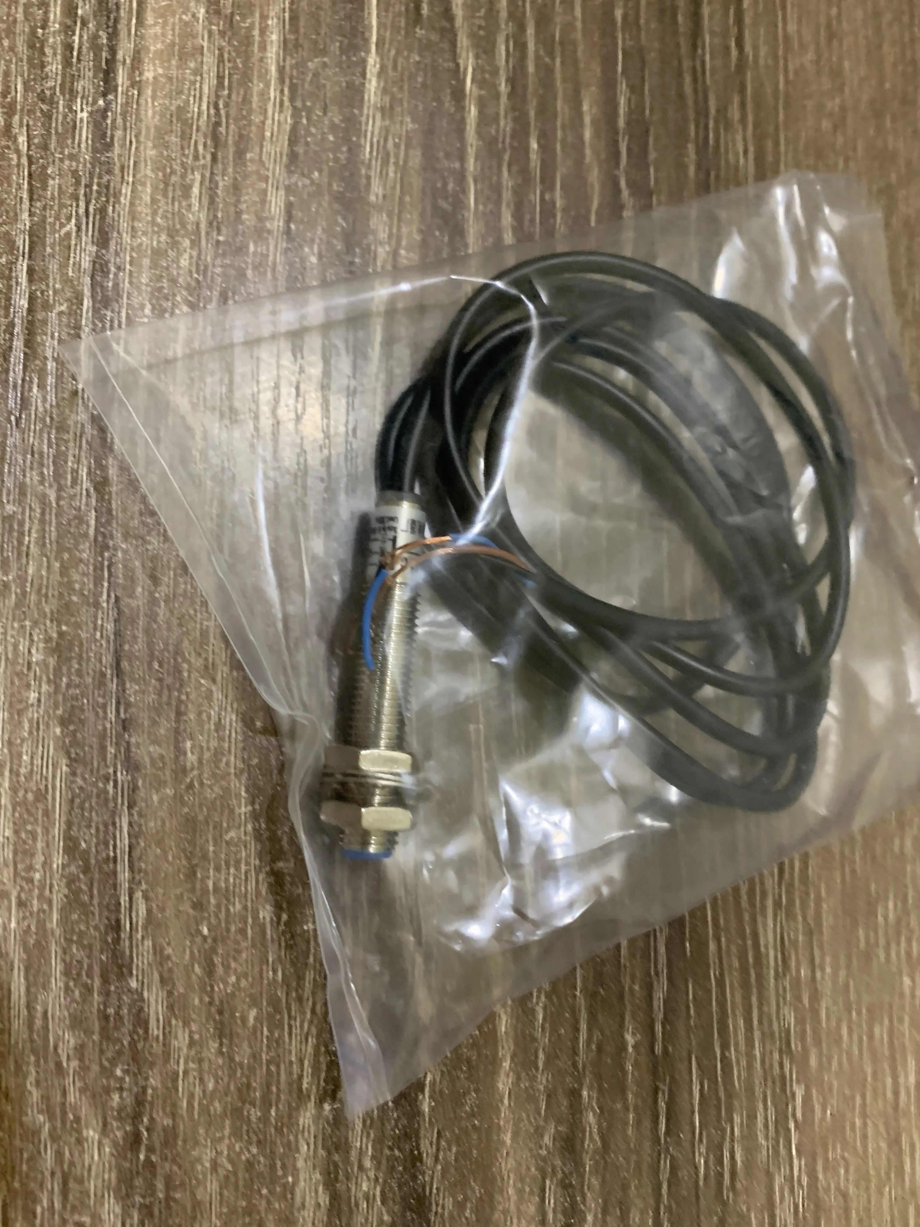 Njk-5002c Hall switch sensor proximity switch magnet induction