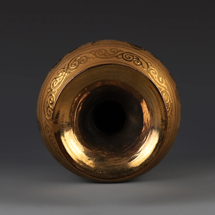 Ming Dynasty Xuande year mark gilded gold dragon vase antique collectibles ornament antique porcelain