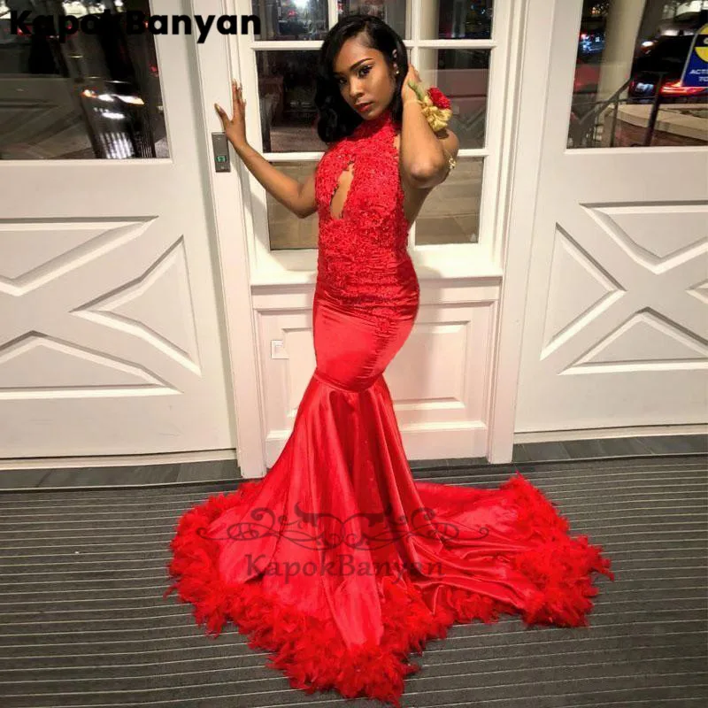 

Lace Halter Mermaid Satin Long Prom Dress Backless Zipper Sweep Train Party Gown with Feathers Hem