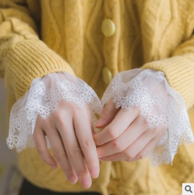 1pair Sweet Wild Fake Sleeves Autumn Winter Women Sweater Decorative Cuff Lace Wrist Sleeve