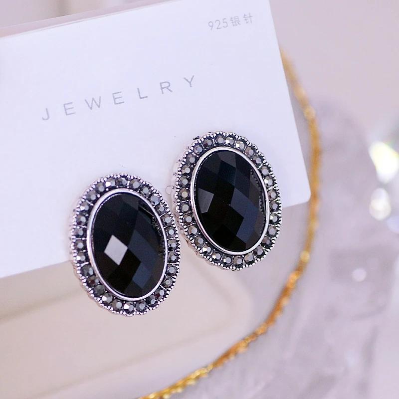 Retro Ethnic style Silver Color Oval Stud Earrings For Women Vintage Boho Black Rhinestone Crystal Earrings Jewelry Accessories