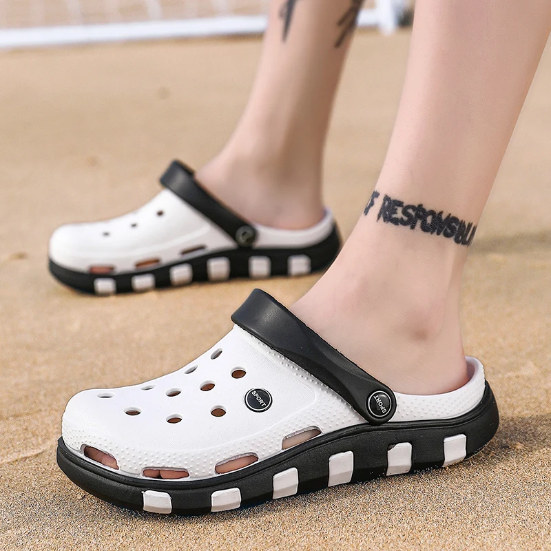 2021 New Fashion Sandals Men Clogs Slippers Soft Bottom Beach Jelly Clogs Male Comfy Breathable Water Garden Ankle-Wrap Sandals