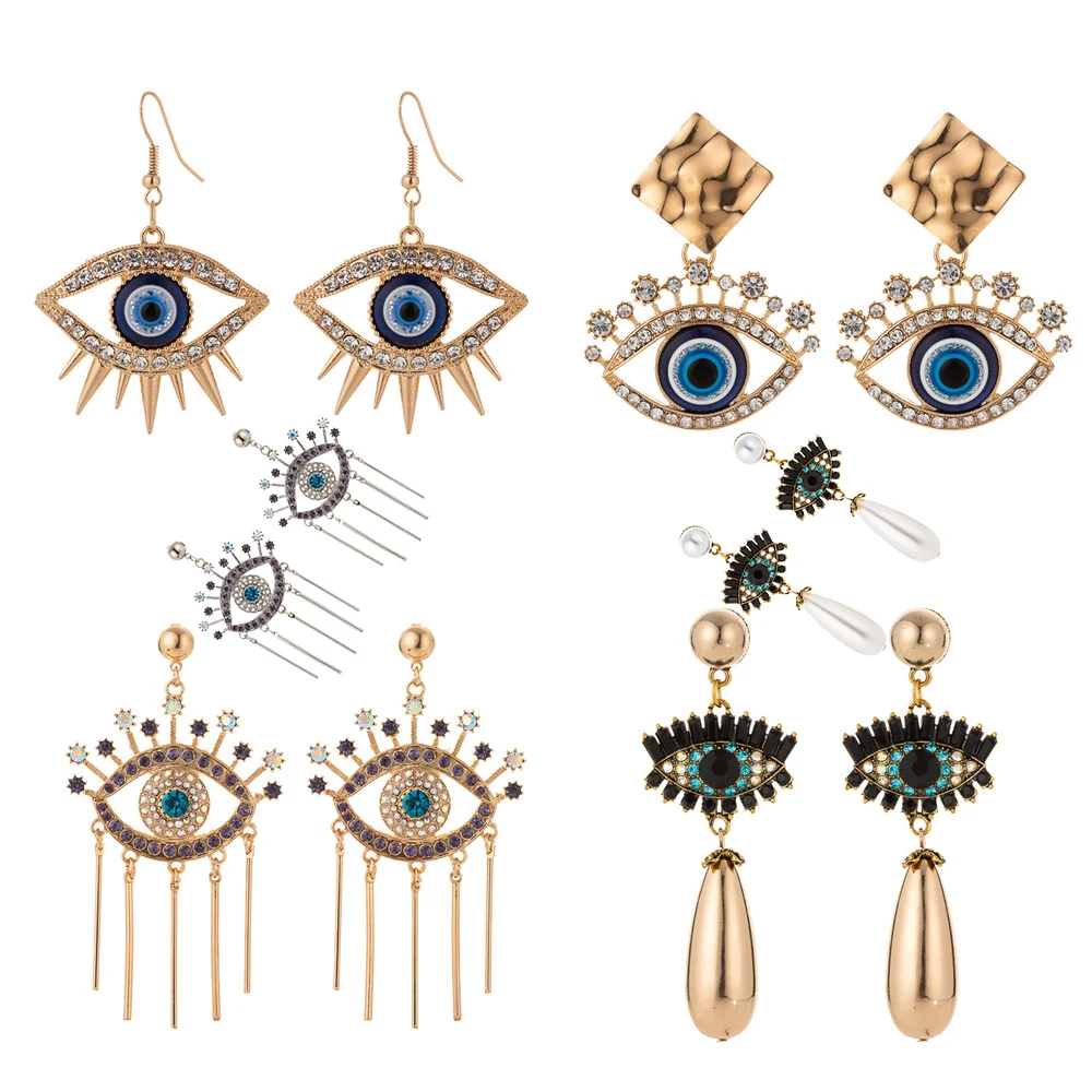 

Exquisite Eye Shape With Inlaid Rhinestone Pendant Earrings Cutout Eyes Eardrop Cheap Wholesale Ladies Everyday Party Earrings