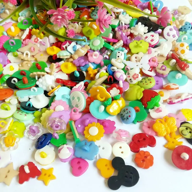 50pcs/lot Mixed Randomly Cartoon kids plastic button for sewing buttons clothes accessories crafts child cartoon button