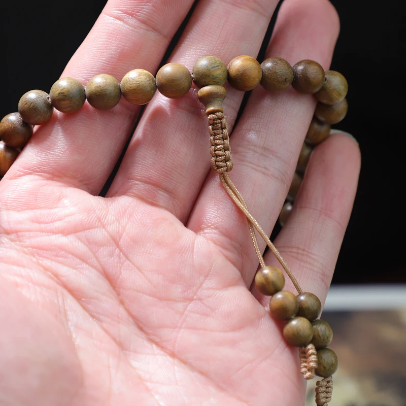 Rosenkranz aus natürlichen Sandelholzperlen, grün, 108 Stück, Halskette, 8 mm, verstellbares Armband, buddhistisches Gebet, Yoga, Holzperlen – Detail 5