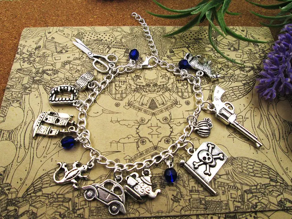 Johnny Depp Fan Charm Bracelet silver plated bracelet  gift for girl /boy,party ,birthday gift