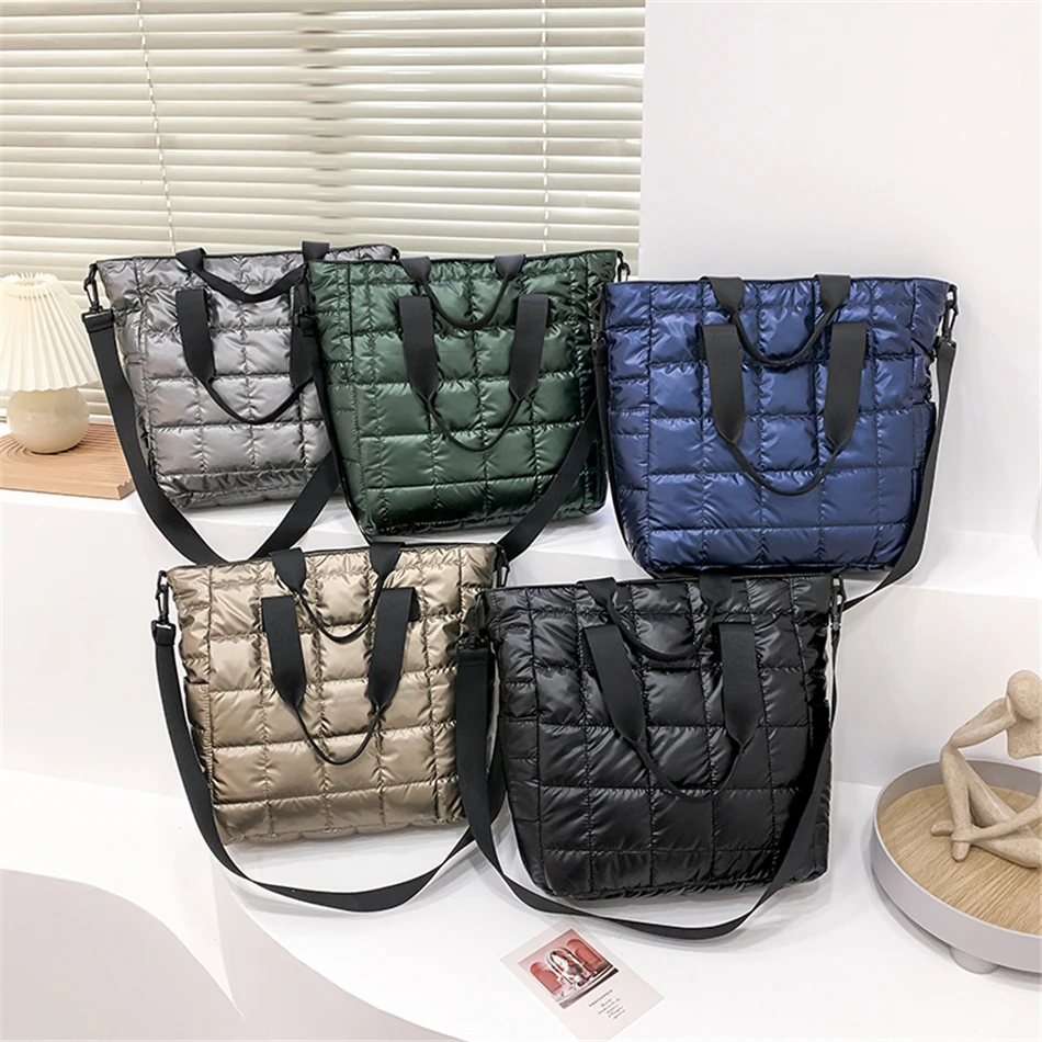 Deisgner New Luxury Women Tote Bags High Quality Down Fabric Shoulder Crossbody Bags for Women 2021 Winter Plaid Lady Space Bag