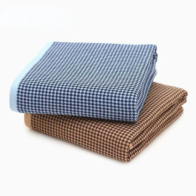 Bath Towel Pure Cotton Fabric Jacquard Plaid Adults Universal Thicken Skin Friendly Beach Towel Strong Water Absorption Fashion