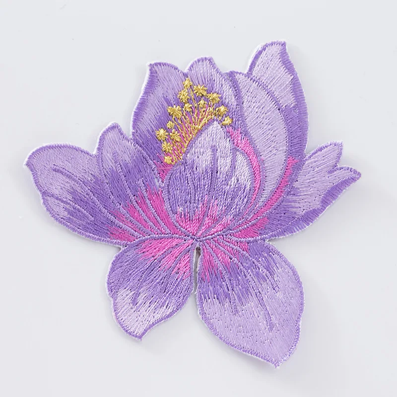 Lotus flower embroidered Patches for Clothing iron on Embroidery Stickers Clothing Applique flowers Decoration Badge parche